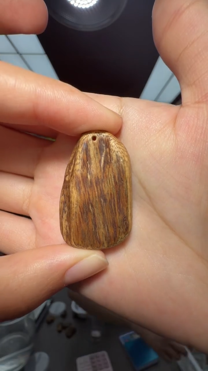 沉香吊坠多样性发一