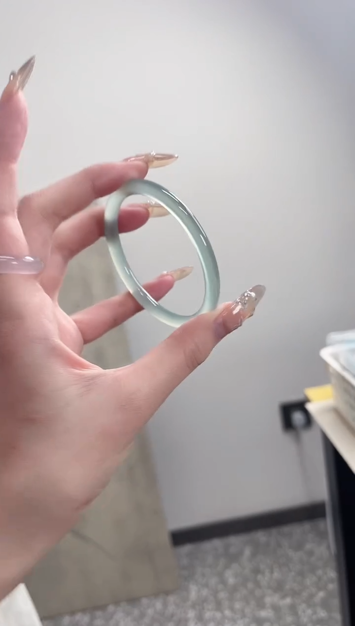 【闪购商品】玛瑙/玉髓手镯未镶嵌56-57圈需要包容