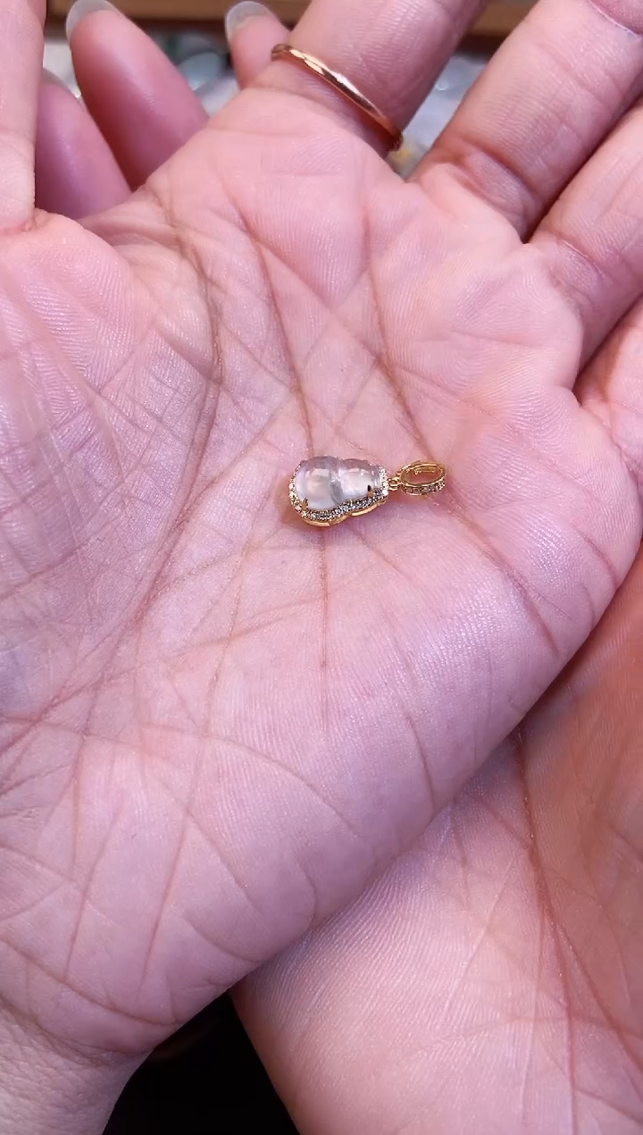 【闪购商品】翡翠颈饰18K金镶嵌11111111