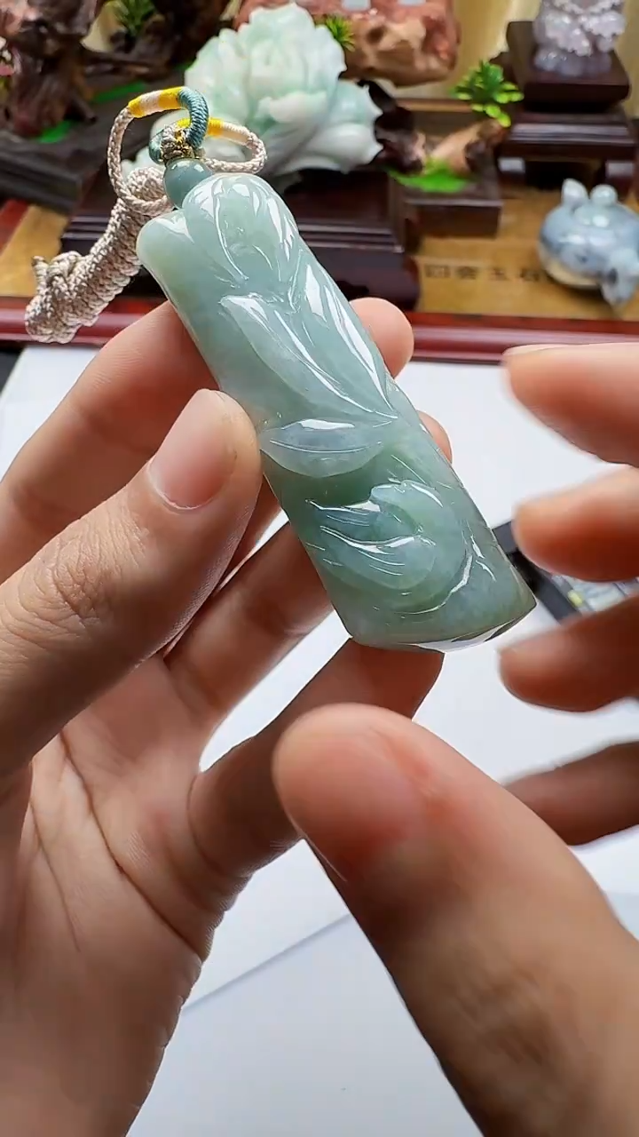 吊坠(不含链)未镶嵌翡翠1