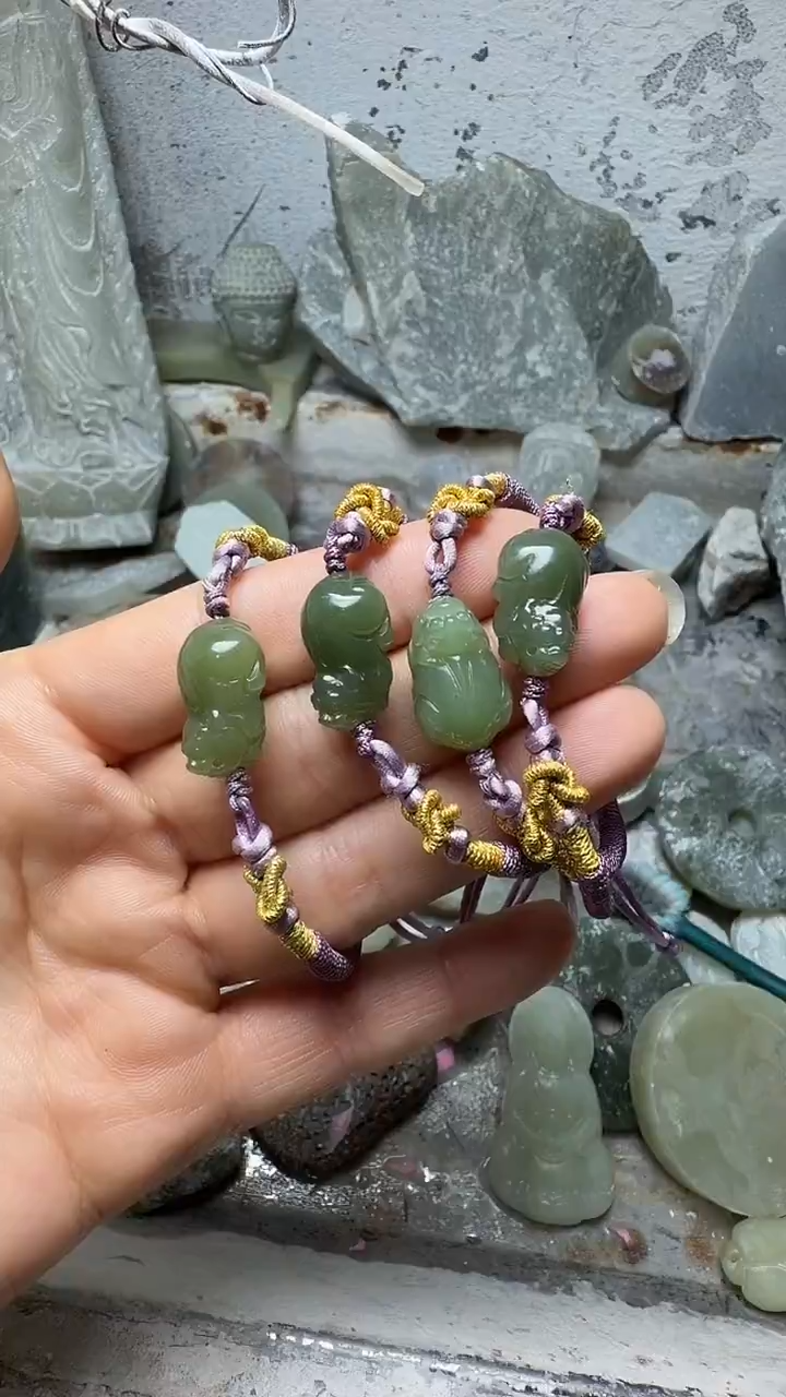 吊坠(赠链)未镶嵌和田玉貔貅手链