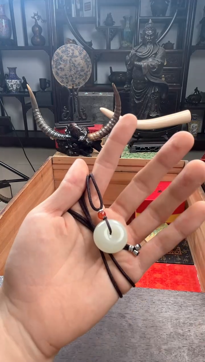 【闪购商品】和田玉颈饰未镶嵌————————