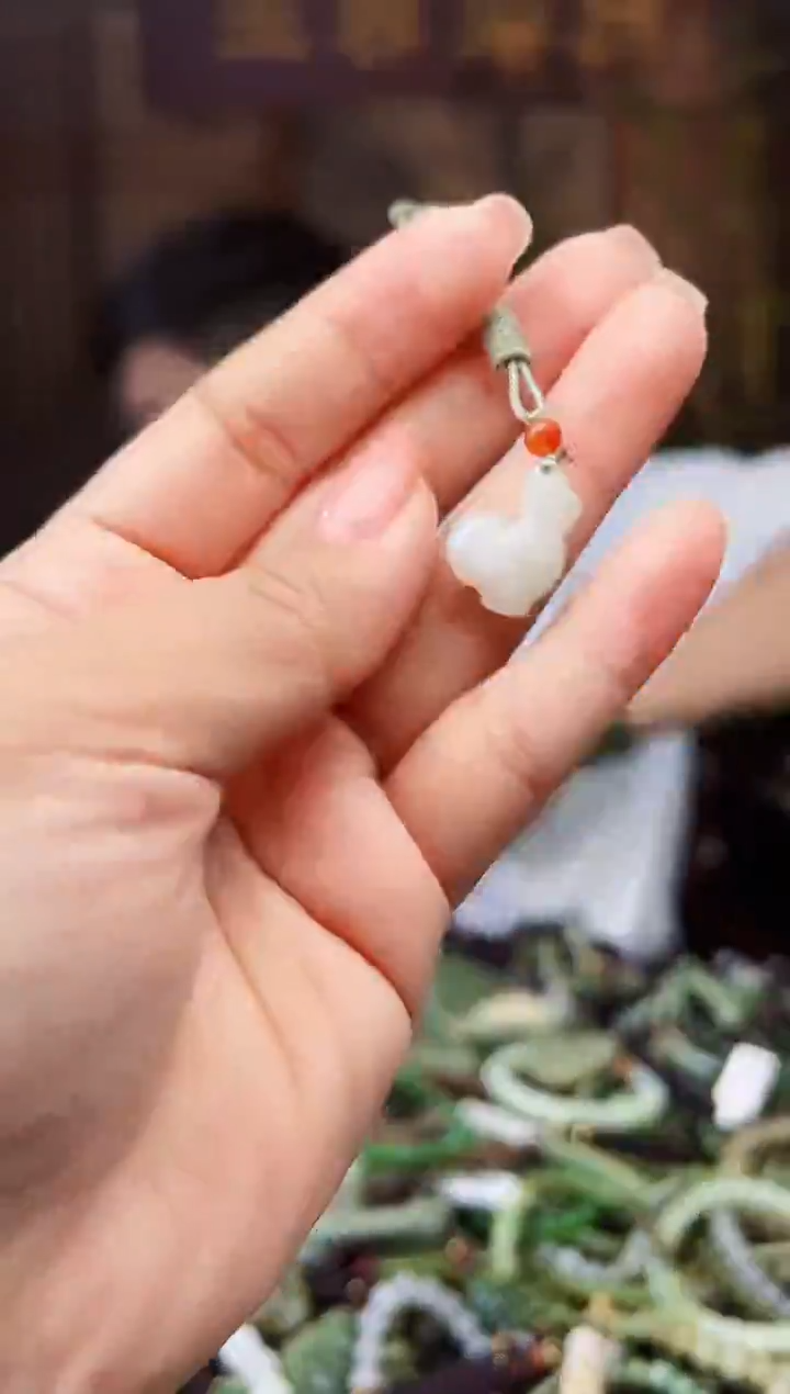 颈饰未镶嵌和田玉多样性发货拍一发一