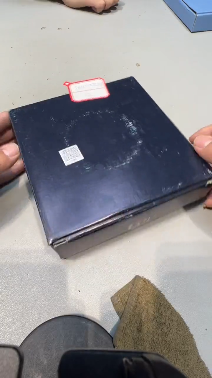 手工艺品琉璃J****899999999999999999999999999