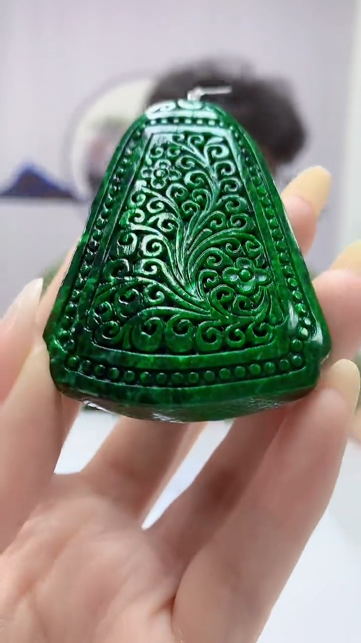 【闪购商品】定制翡翠未镶嵌4688DD-毛货挂件143