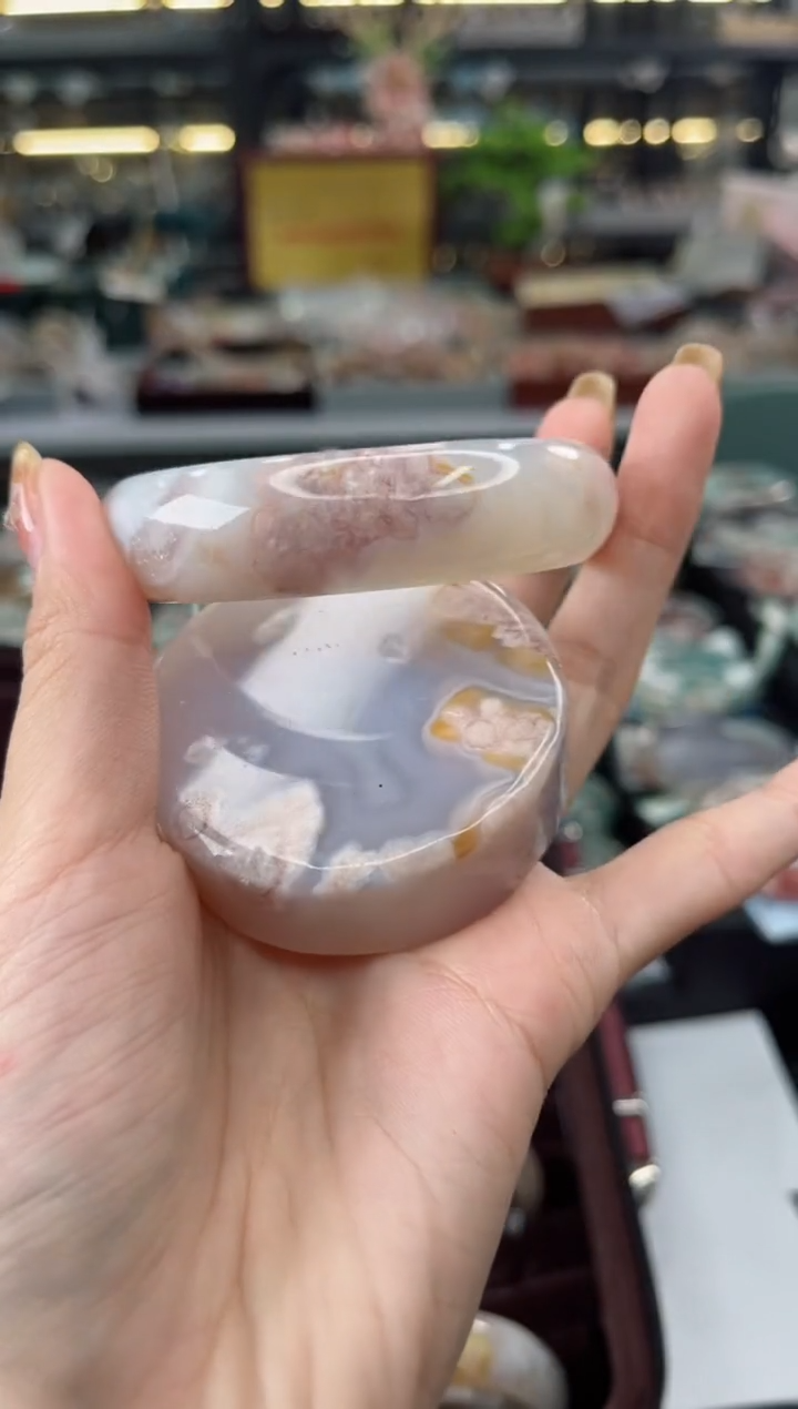 【闪购商品】石英质玉手镯未镶嵌58圈口（赠品镯心）3570253