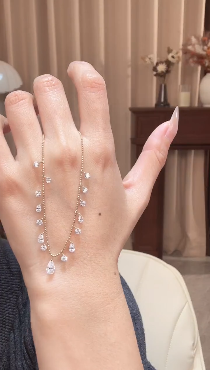 18K金镶嵌颈饰实验室培育钻石美神项链k黄