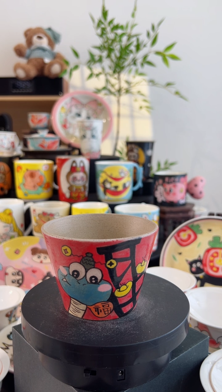 【闪购商品】摆件手工手绘陶瓷小杯杯