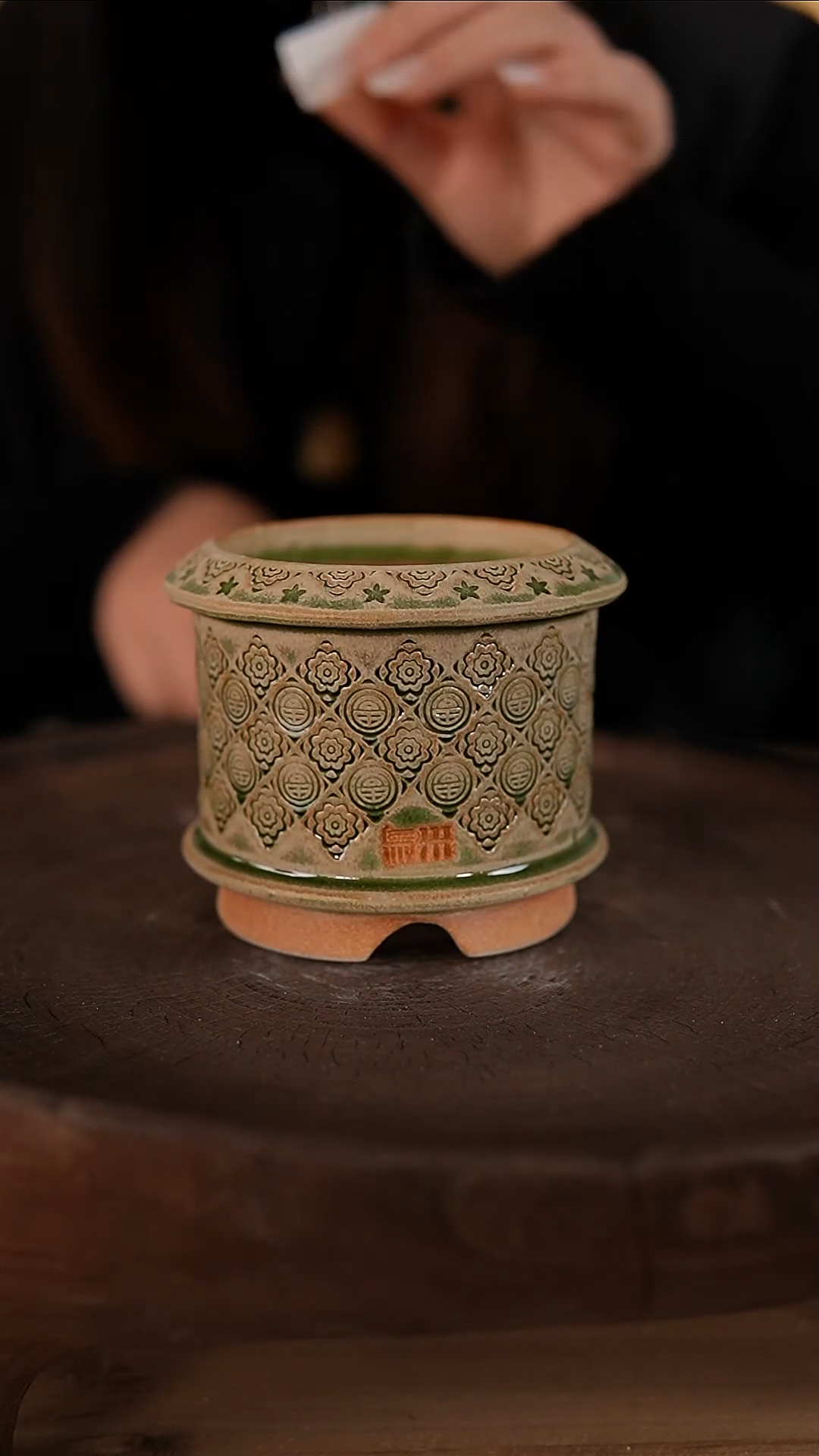 【闪购商品】红陶1-16-047默认有瑕口7.5