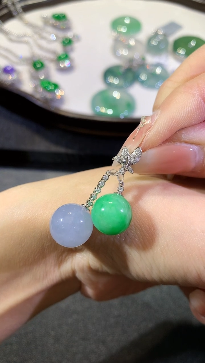 【闪购商品】翡翠吊坠(不含链)18K金镶嵌93-樱桃（多样性发货一件