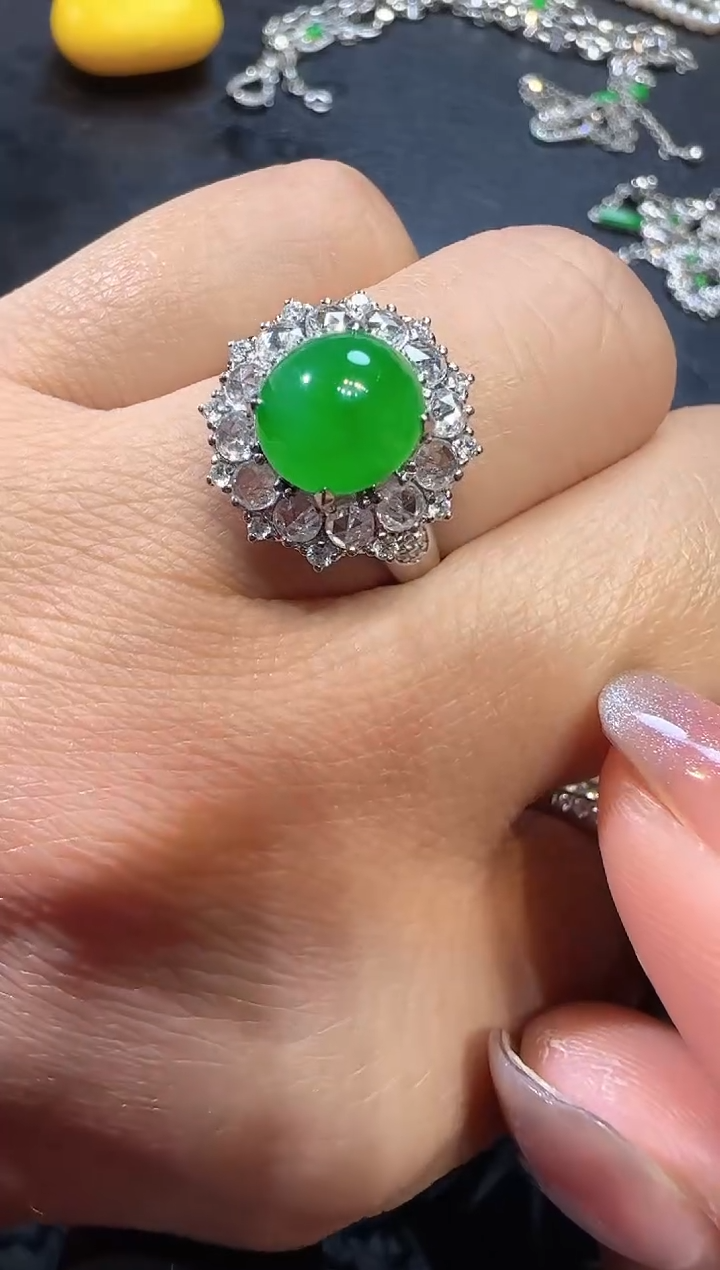 【闪购商品】翡翠戒指18K金镶嵌戒指