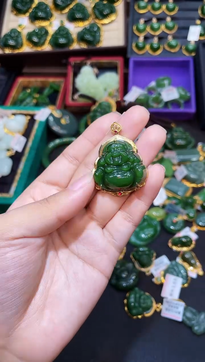 和田玉18K金镶嵌吊坠(赠链)30MM 多样性发一