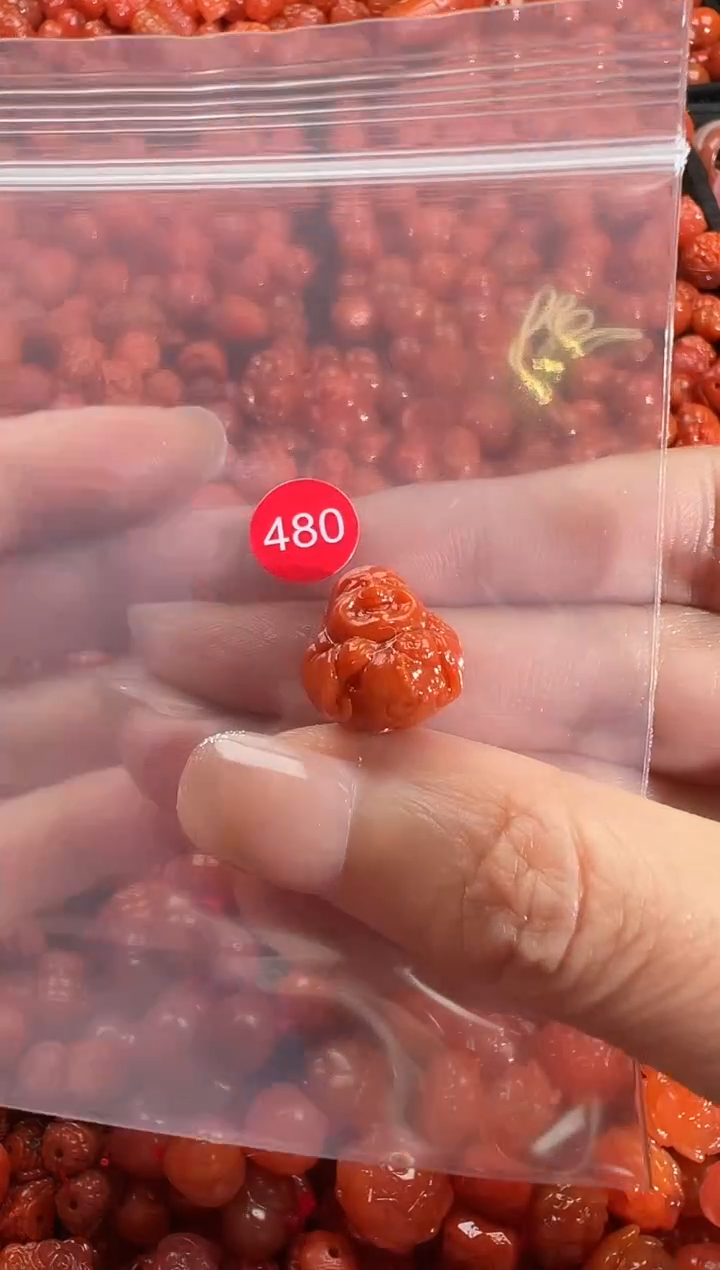 颈饰未镶嵌南红玛瑙1