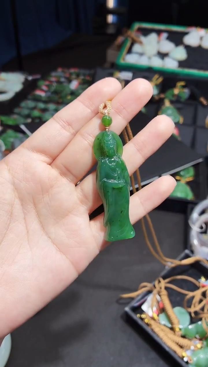 颈饰未镶嵌和田玉多样性发一