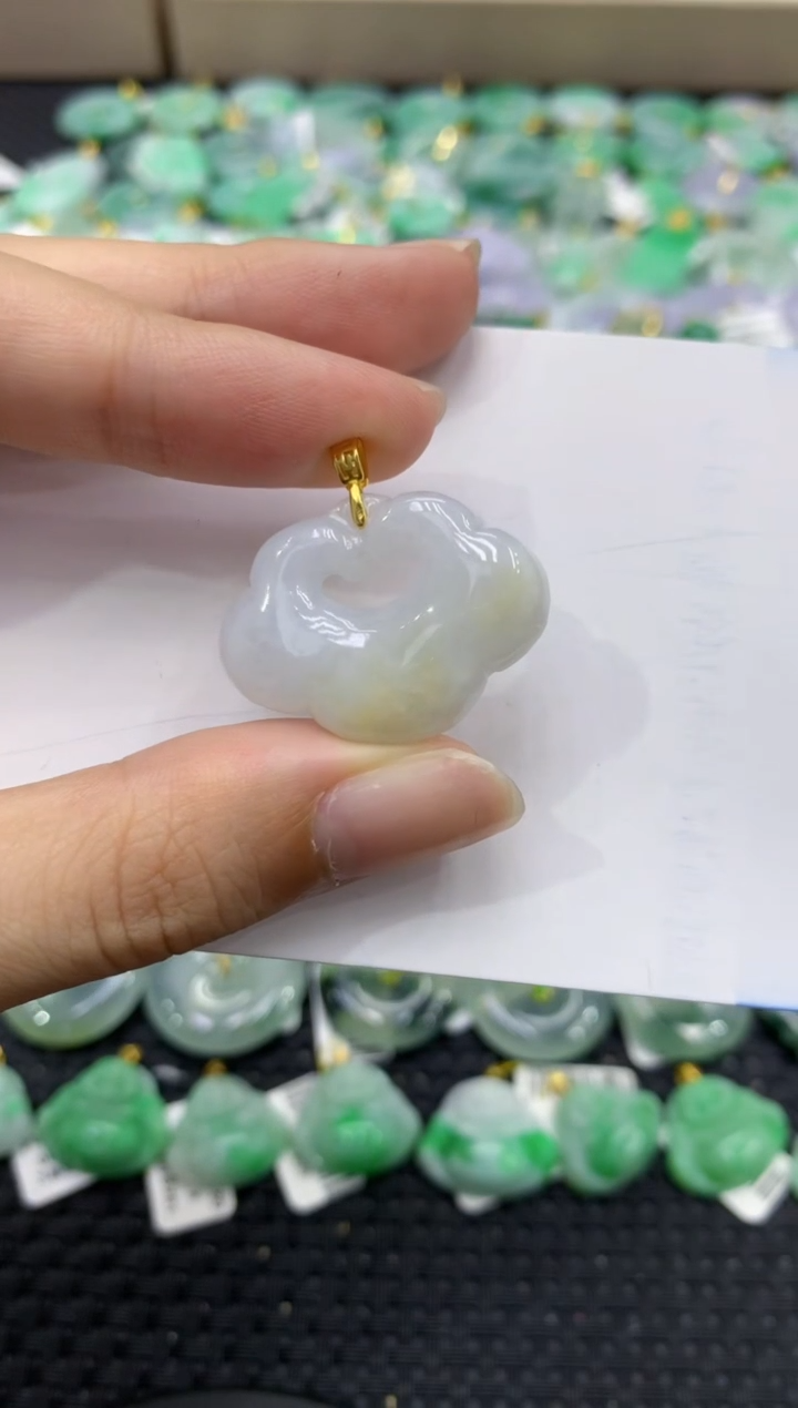 颈饰未镶嵌翡翠天然缅甸翡翠A货