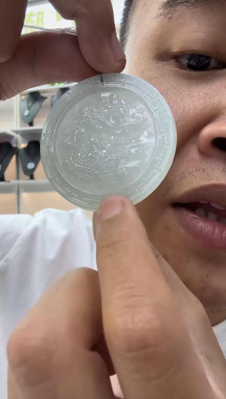 颈饰未镶嵌翡翠天然翡翠A货孤品一件