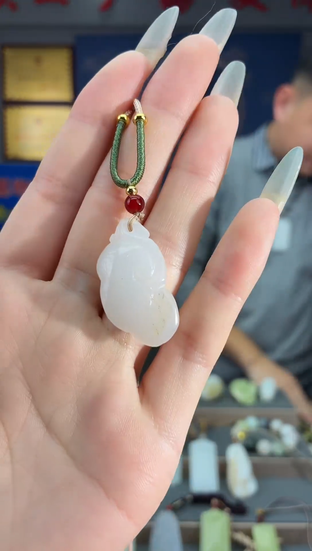 颈饰未镶嵌和田玉1