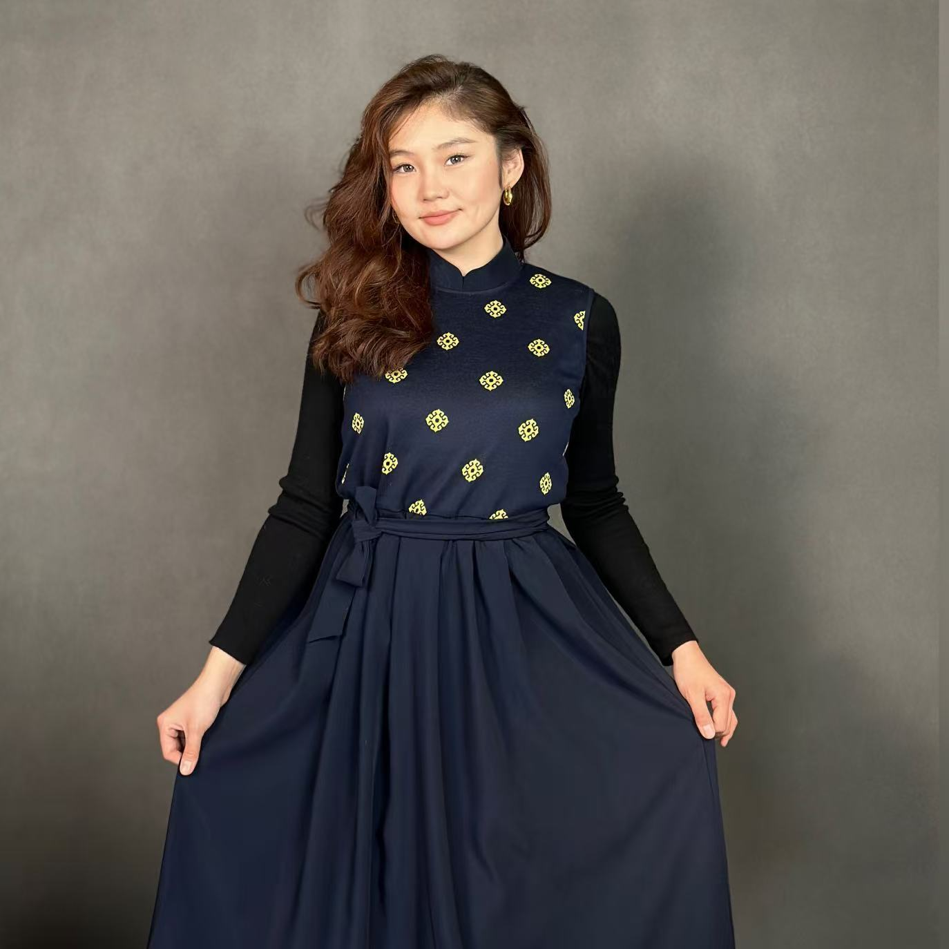 「paobi MINI服饰」女士四季款极简袍子