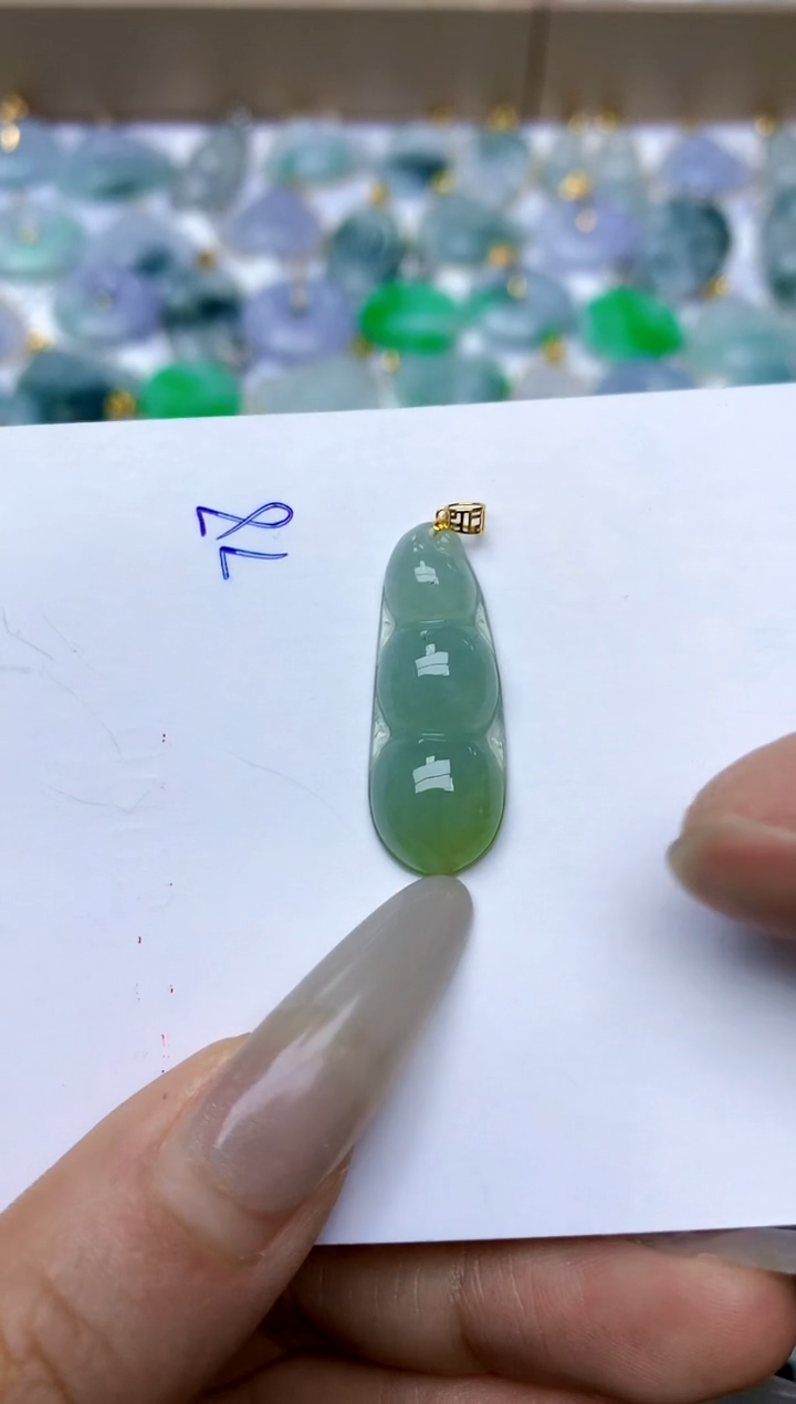 【闪购商品】翡翠颈饰18K金镶嵌天然A货翡翠