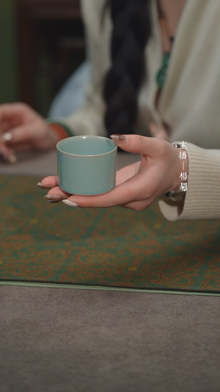 【闪购商品】大扳指杯-汝瓷张海英-眉