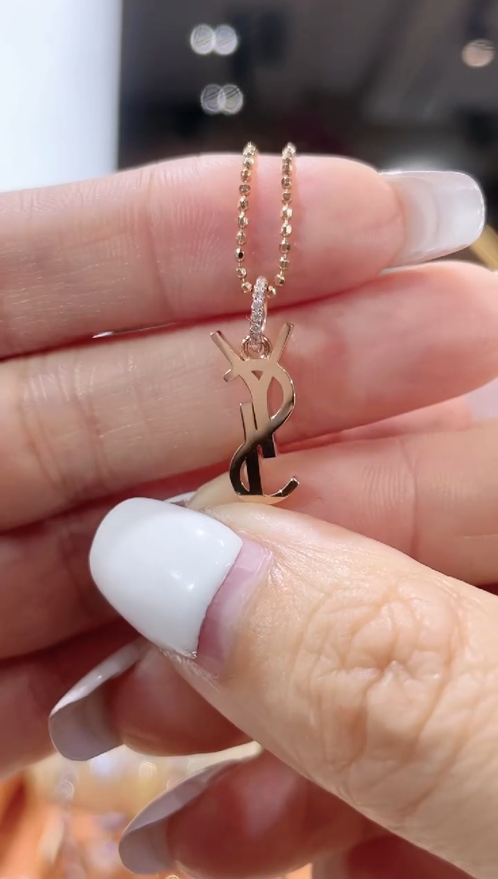 【闪购商品】钻石吊坠(不含链)18K金镶嵌吊坠