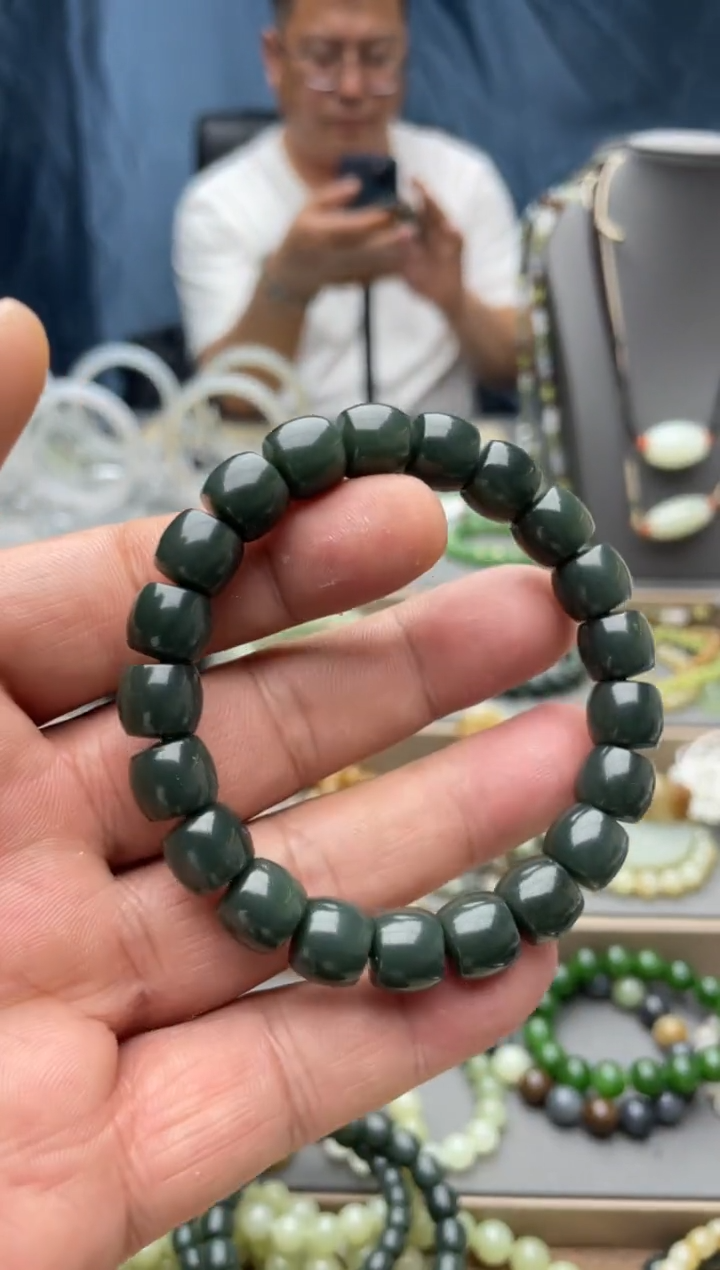 【闪购商品】和田玉手串未镶嵌和田玉卡10