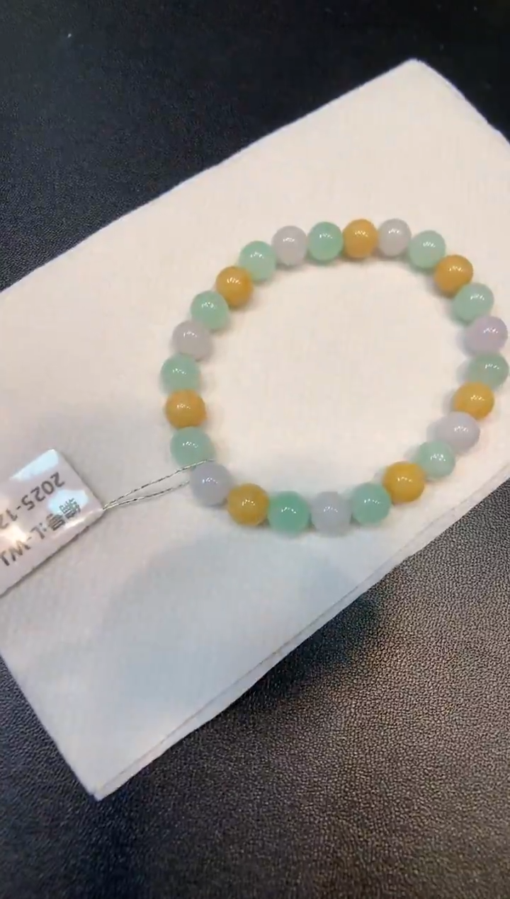 颈饰未镶嵌翡翠手串