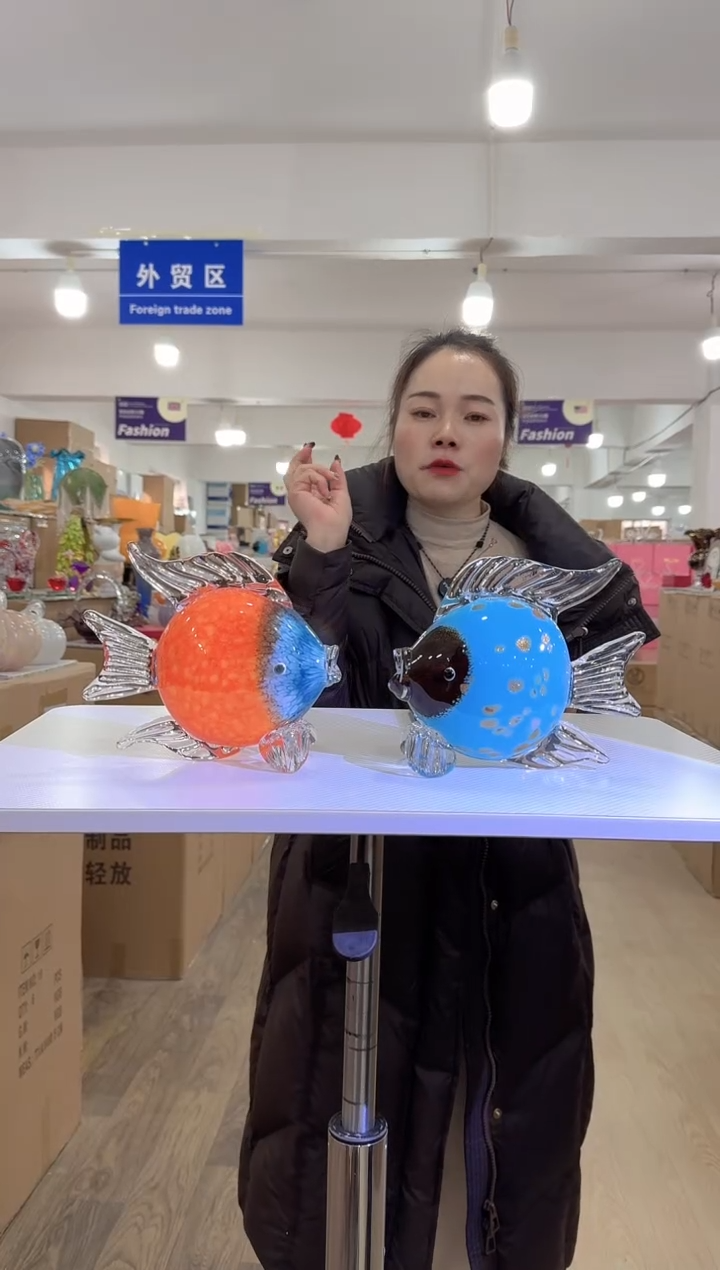 【闪购商品】无铅玻璃甄选花器-n-早