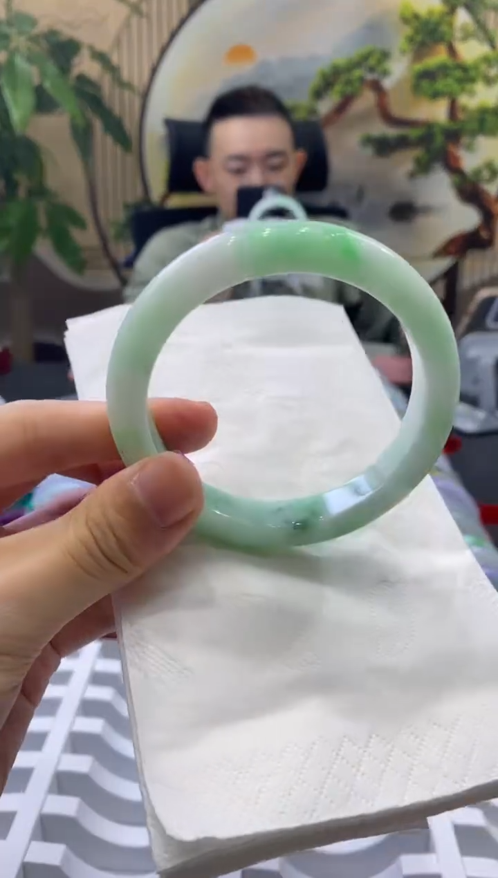 未镶嵌手镯翡翠3712