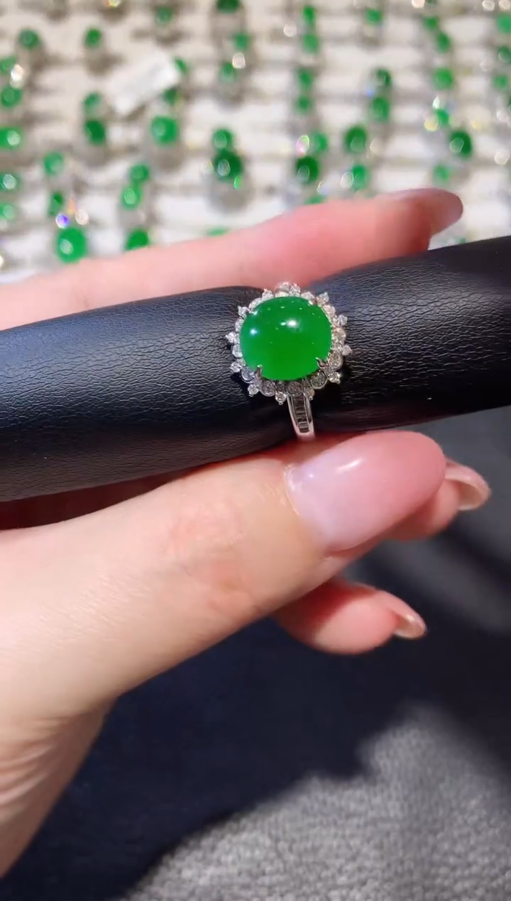 【闪购商品】翡翠戒指18K金镶嵌A50 翡翠