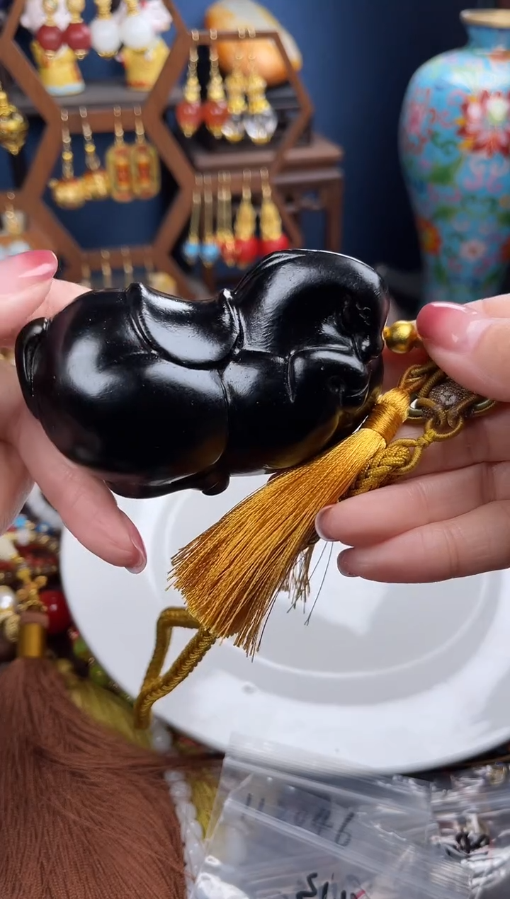 未镶嵌和田玉（墨玉）把件呆*呗，唐马和田玉墨玉110704