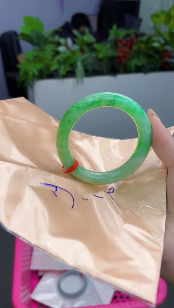 【闪购商品】翡翠手镯未镶嵌翡翠手镯