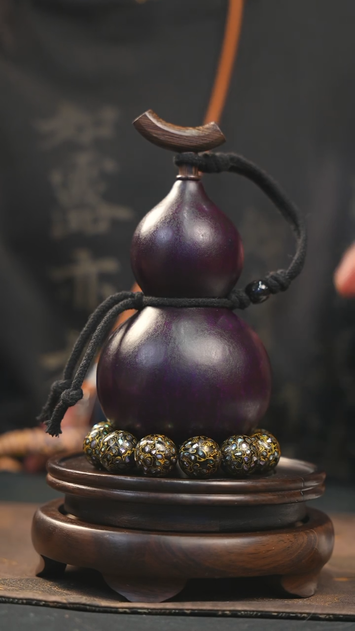 【闪购商品】YO196大漆酒葫芦不包手串及旋转底座