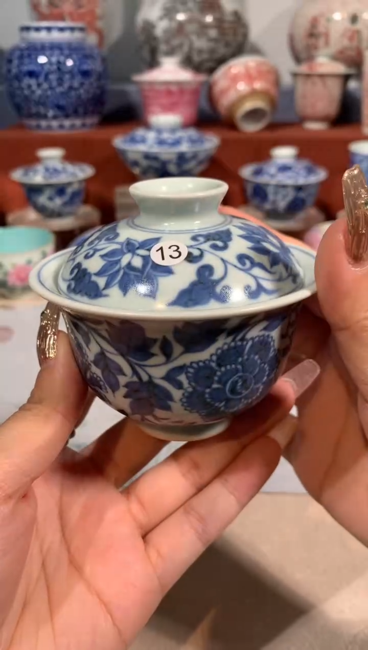 【闪购商品】摆件13青花花卉盖碗瑕疵
