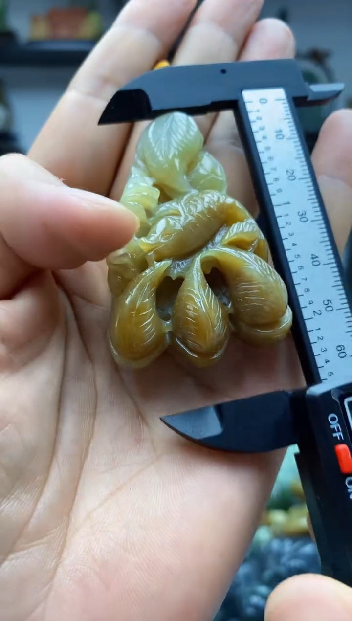 和田玉未镶嵌把件1