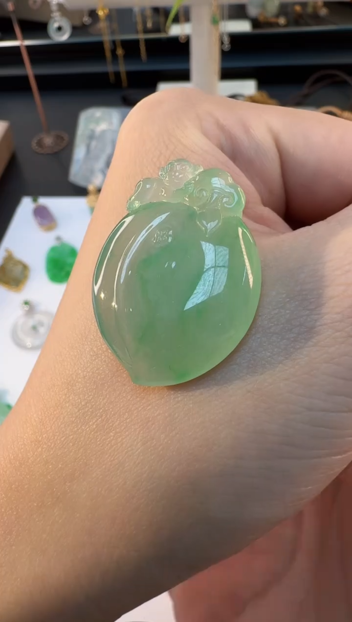 【闪购商品】翡翠颈饰未镶嵌缅甸翡翠A货吊坠