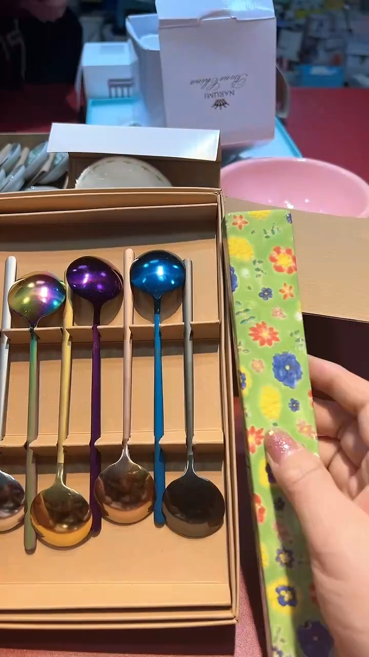 【闪购商品】瓷片锅碗瓢盆一件不剩