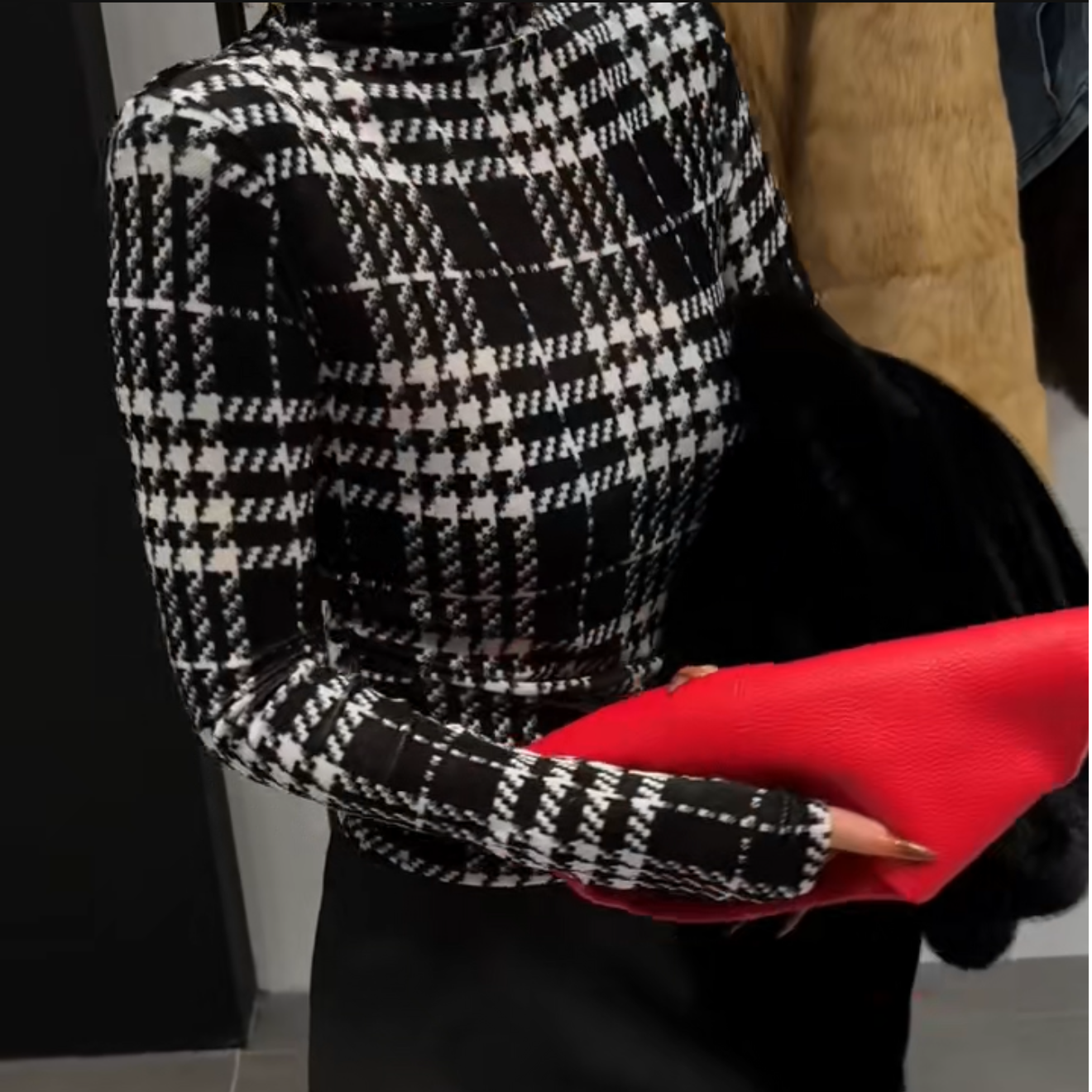 【Dunn】复古几何风千鸟格t恤女秋冬季新款高级感显瘦长袖 -3113