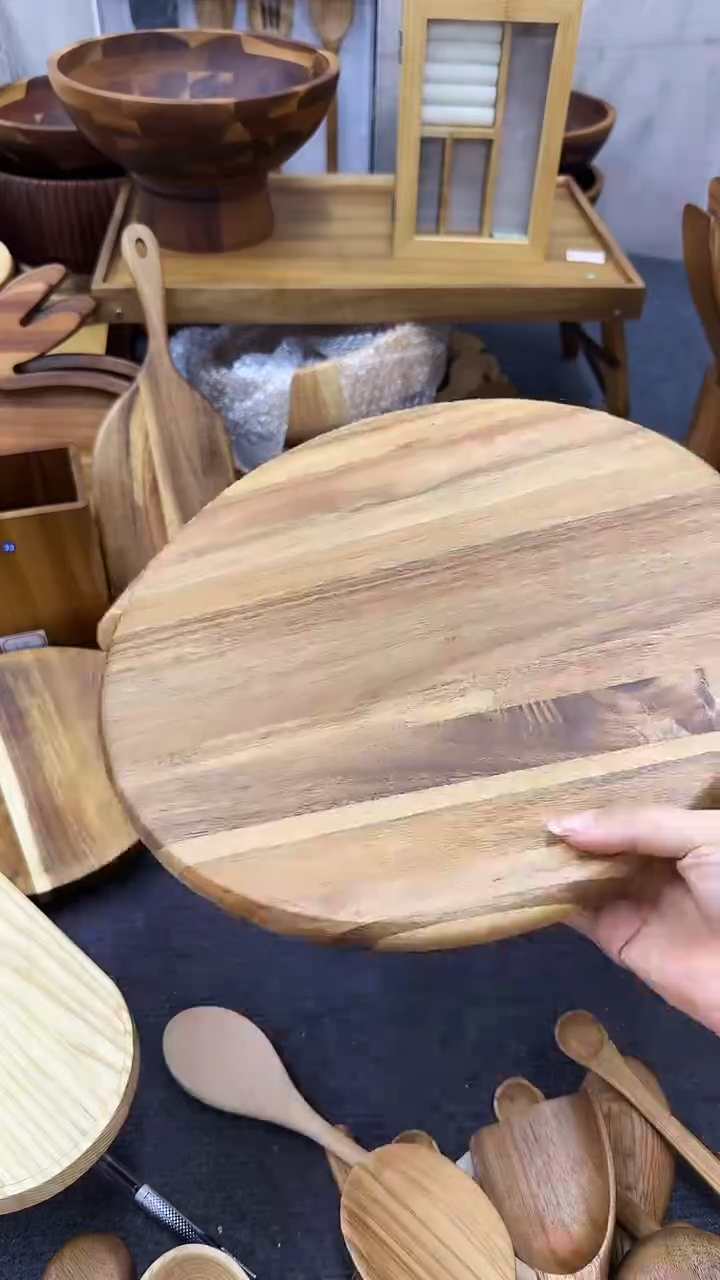 旋转相思木台桌子34