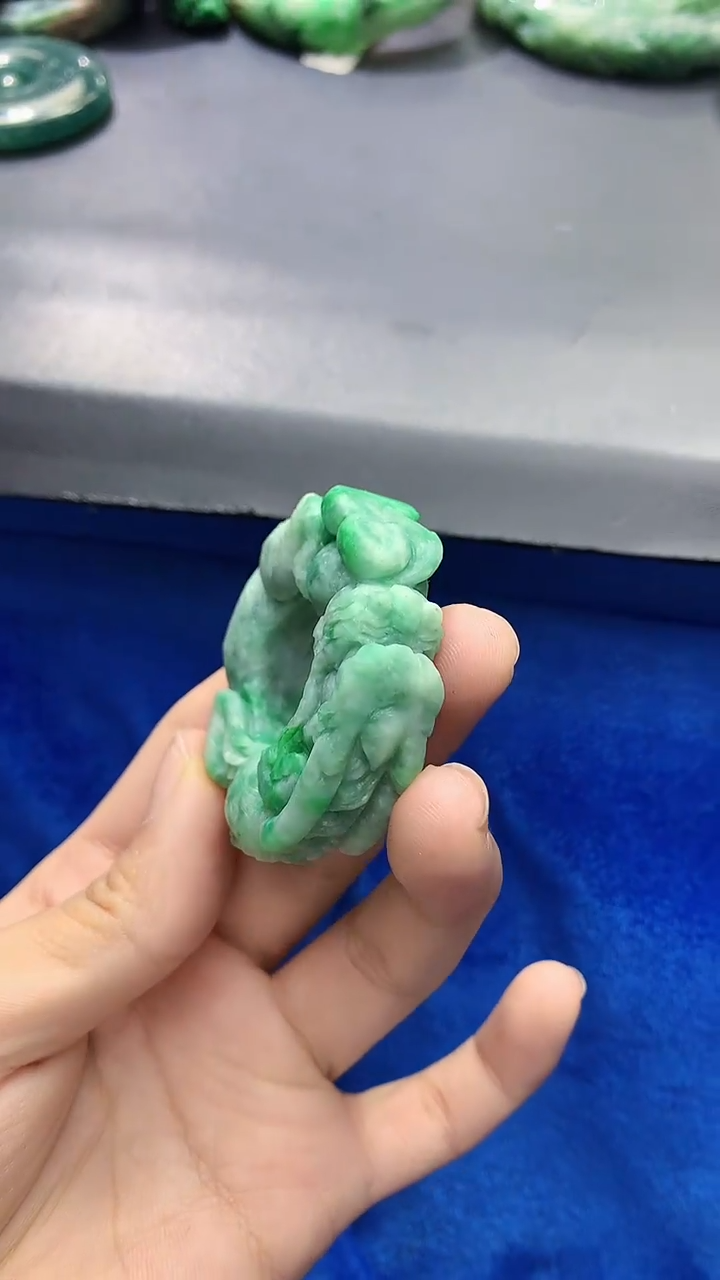 颈饰未镶嵌翡翠天然缅甸a货翡翠20