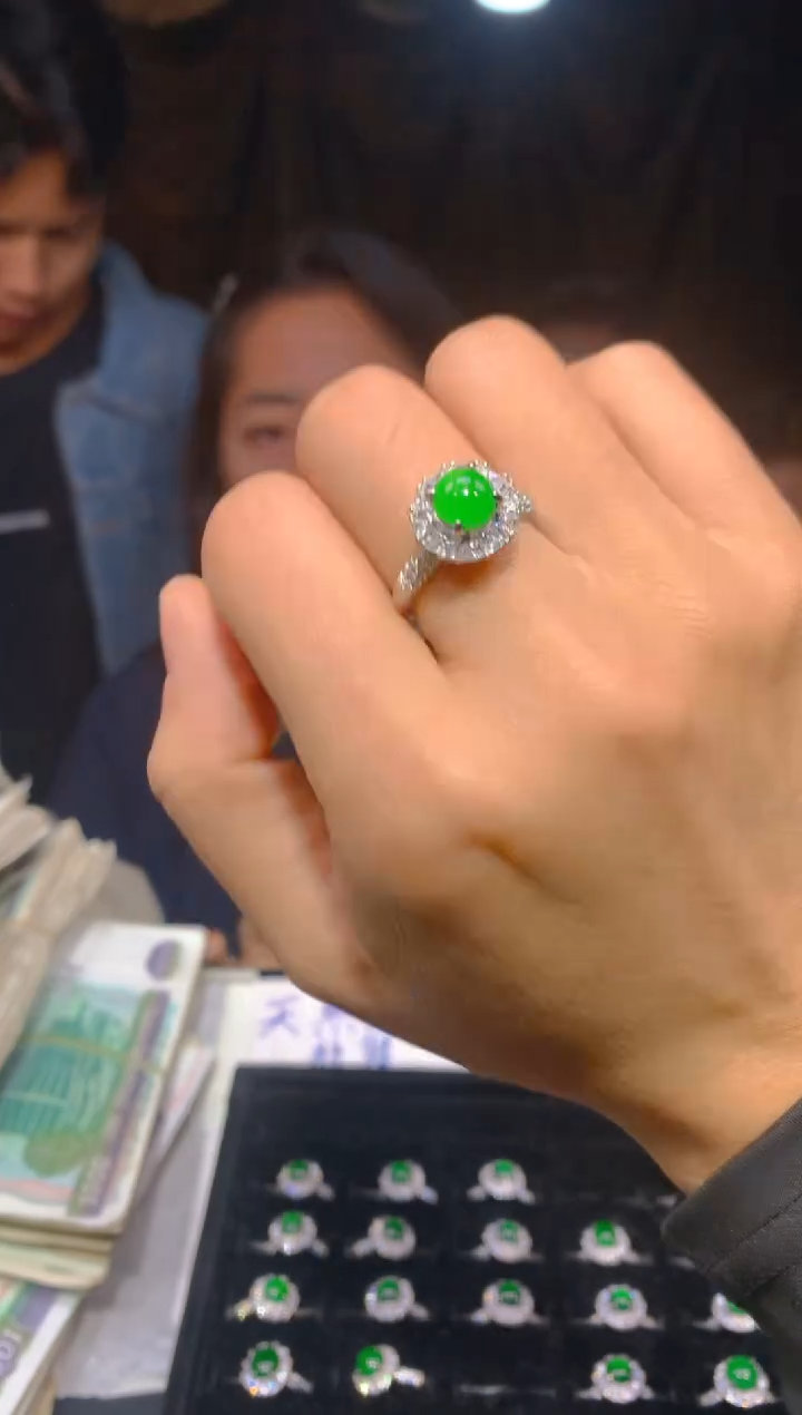 【闪购商品】定制翡翠未镶嵌22多样性发货（发其一）