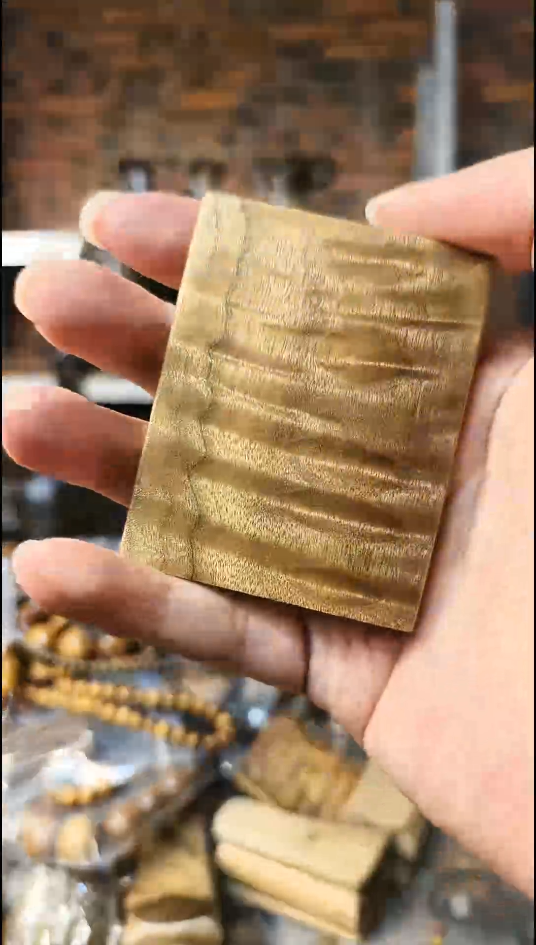 【闪购商品】金丝楠无事牌手把件