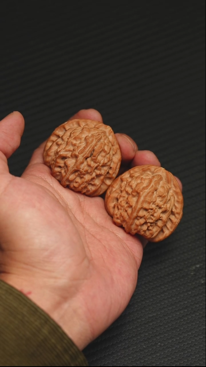 吊坠文玩核桃2025核桃季精品三角白42.9