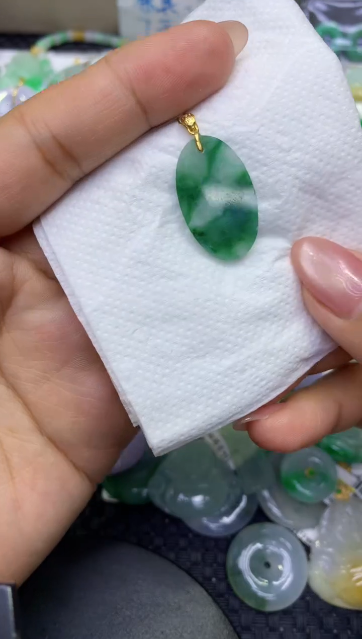 颈饰未镶嵌翡翠天然缅甸A货翡翠