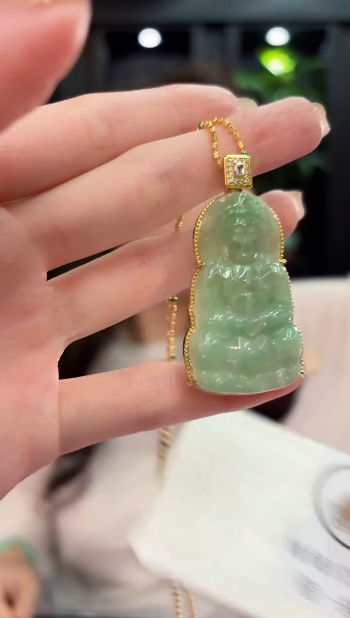 吊坠(不含链)未镶嵌翡翠观音 缅料A货/多样性发货/一件