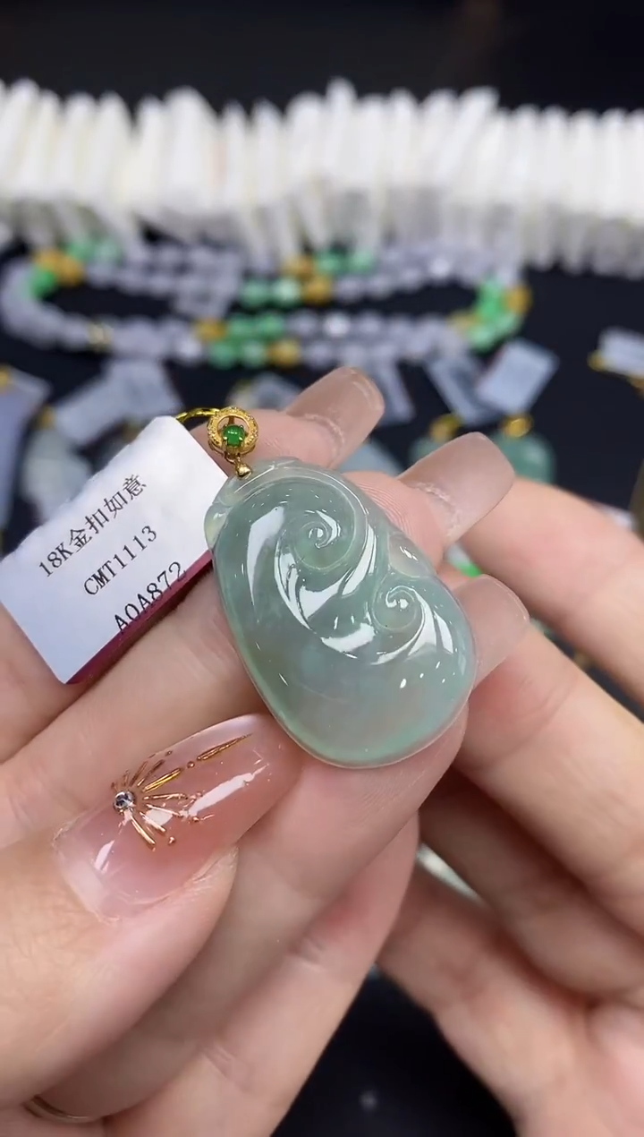 吊坠(不含链)18K金镶嵌翡翠如意18K金扣镶嵌@@CMT1113