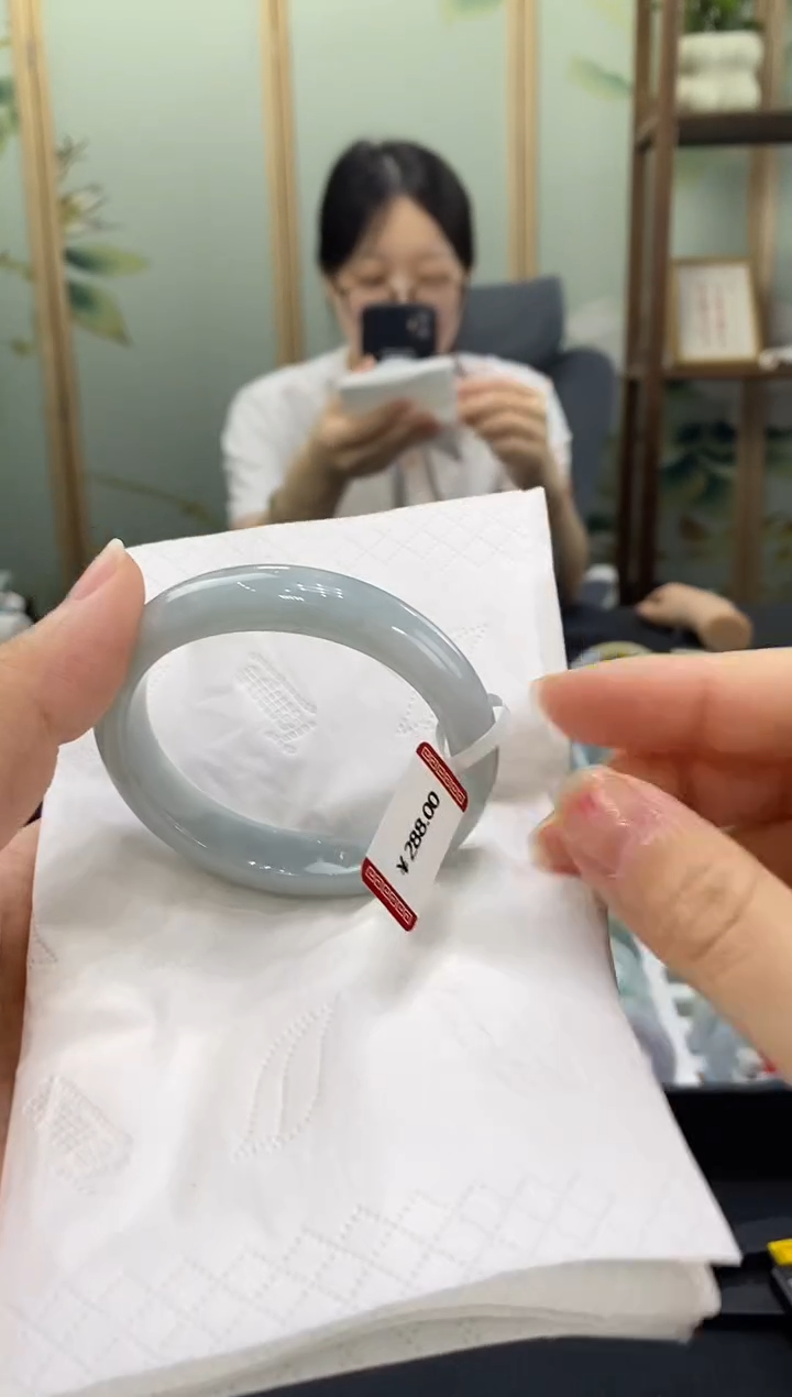 翡翠手镯未镶嵌00005633