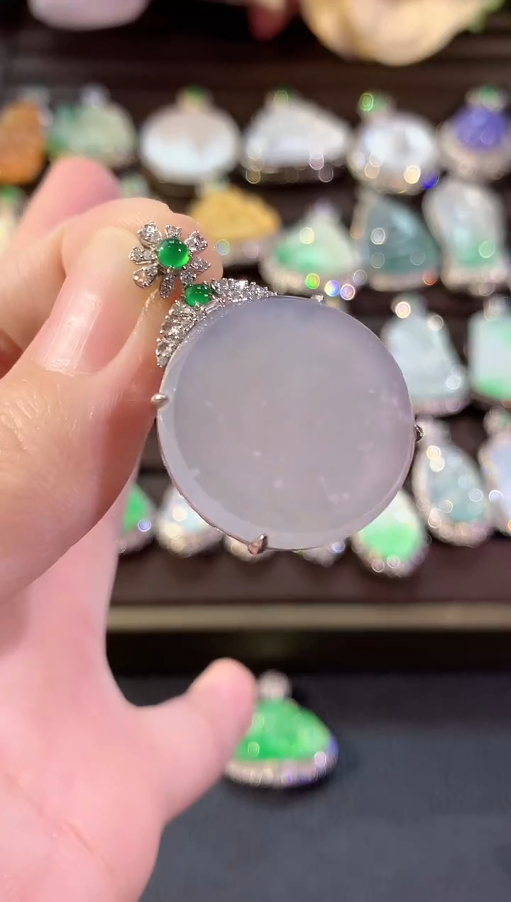 吊坠(不含链)18K金镶嵌翡翠冬日珠宝W3