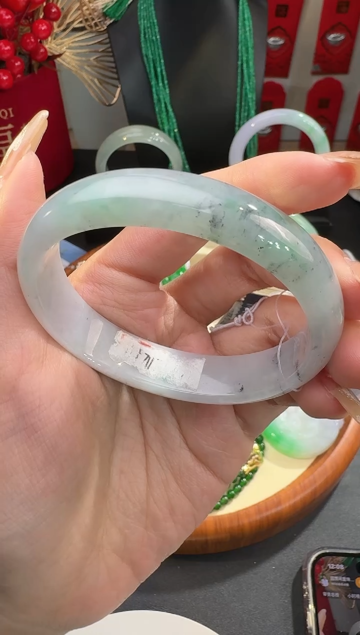 【闪购商品】翡翠手镯未镶嵌手镯