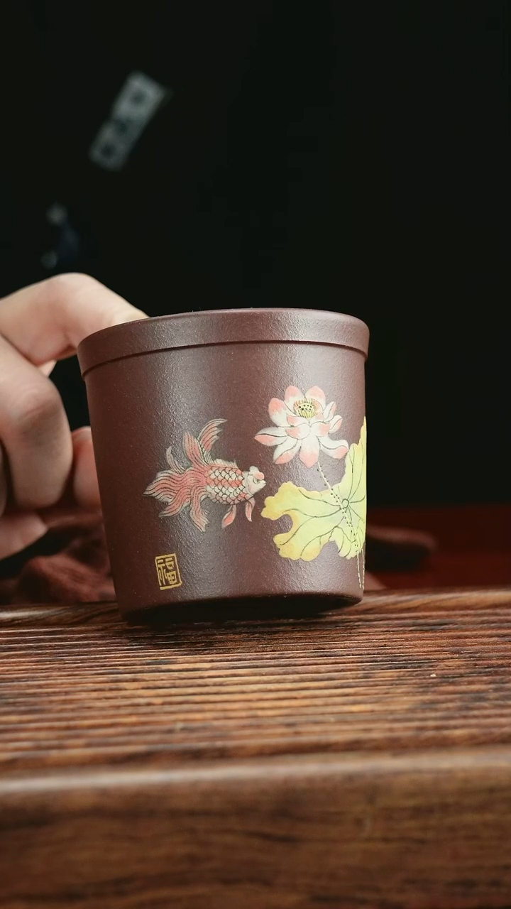 【闪购商品】紫砂茶杯金鱼荷花紫泥